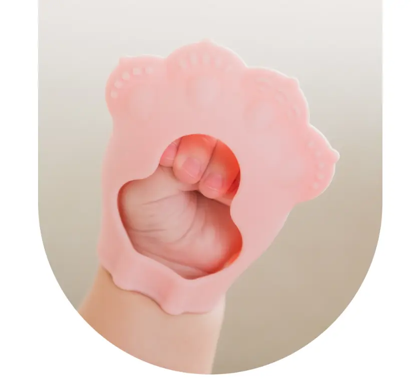 Gặm Nướu Platinum Silicone Firgi Hàn Quốc Hình Mèo Không Chứa BPA, Giảm Ngứa Lợi (Kèm Hộp Đựng)